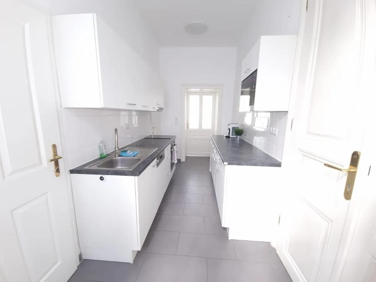 Herzlich Willkommen - Küss die Hand 3 Wien Apartment